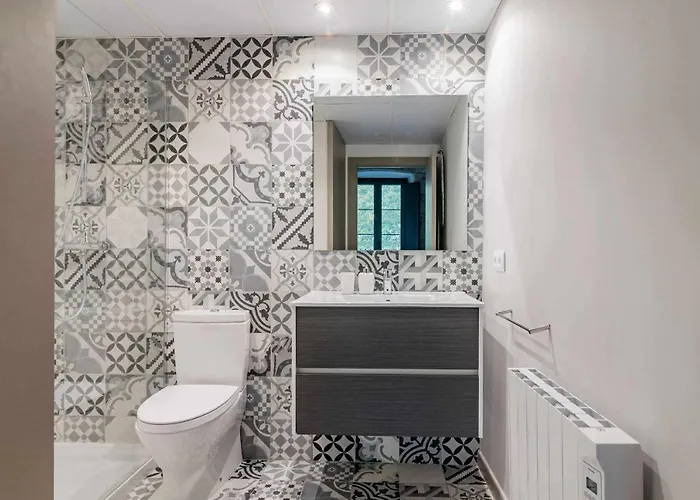 Bonaventura 4 Restored In Heart Of Apartment Girona